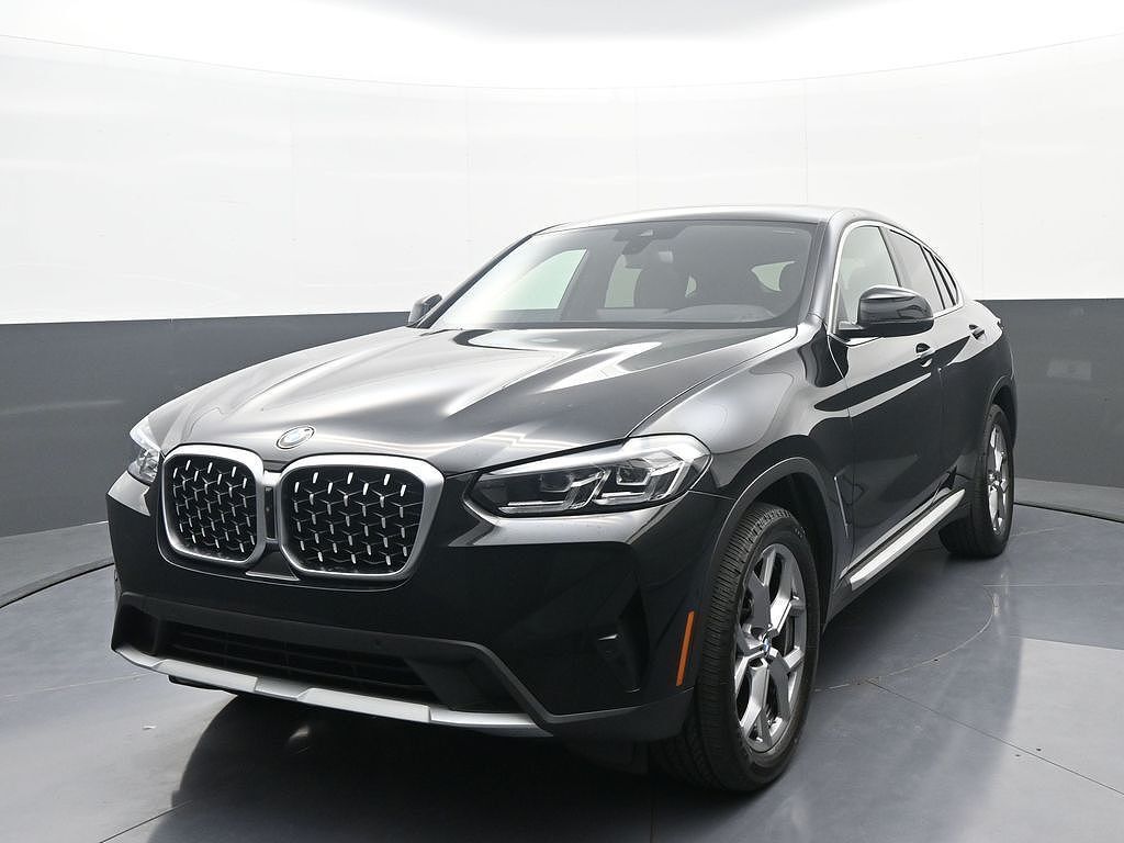 2025 BMW X4