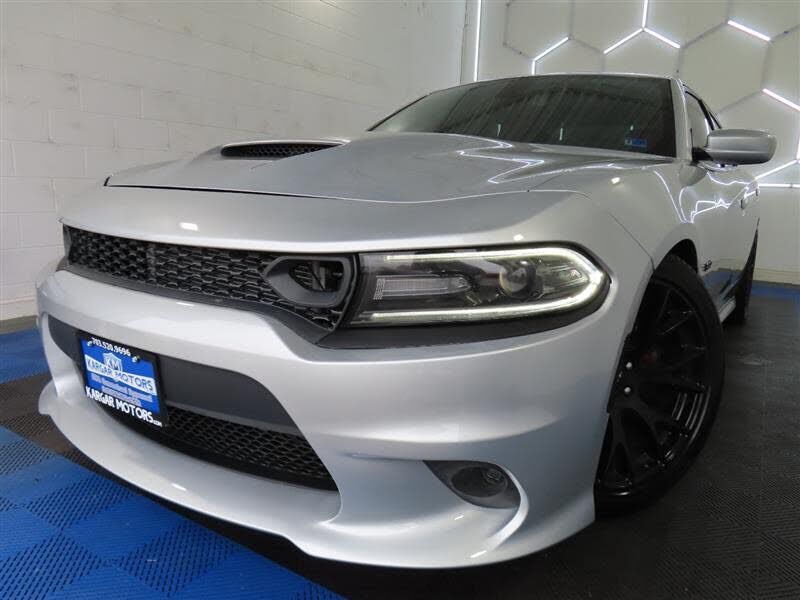 2020 DODGE Charger