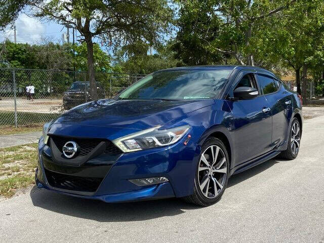 2016 NISSAN Maxima