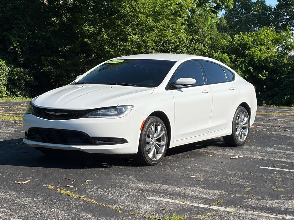 2016 CHRYSLER 200