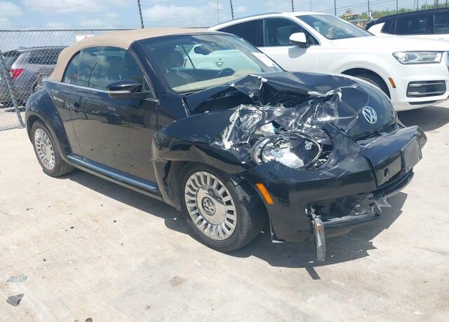 2016 VOLKSWAGEN Beetle