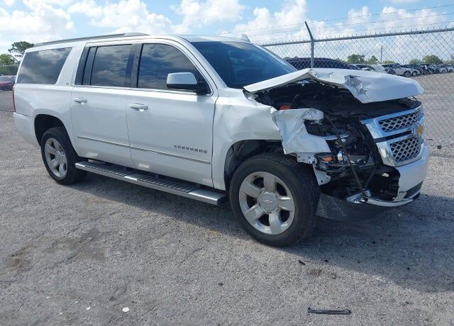 2018 CHEVROLET Suburban
