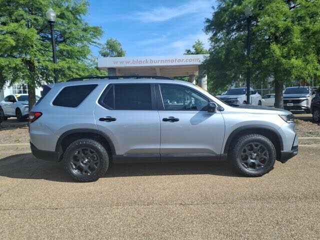 2023 HONDA Pilot