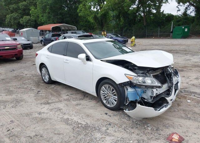 2014 LEXUS ES