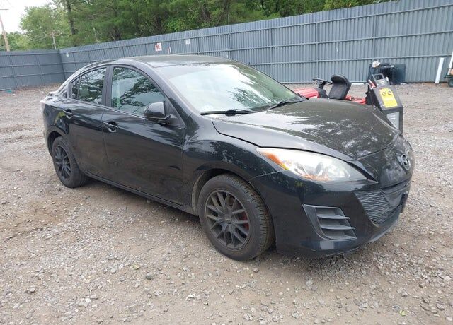 2010 MAZDA Mazda3