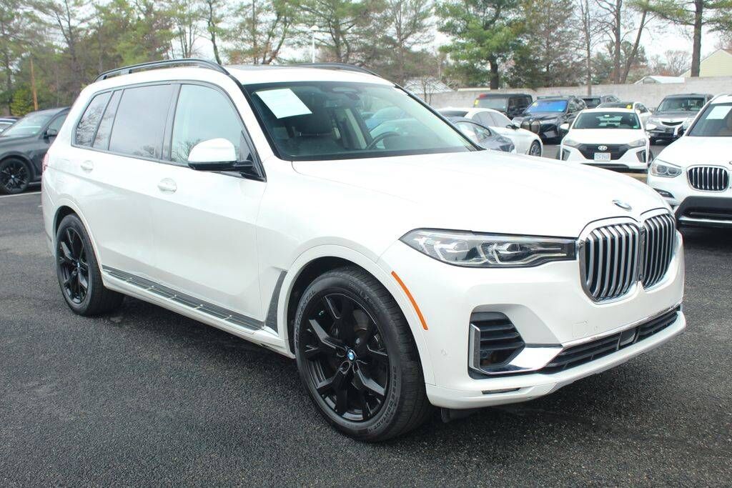 2021 BMW X7