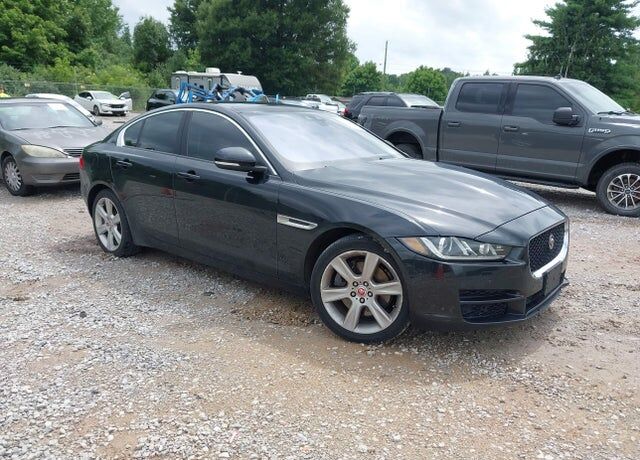 2017 JAGUAR XE