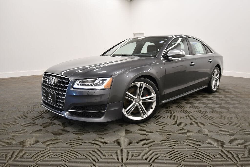 2015 Audi S8