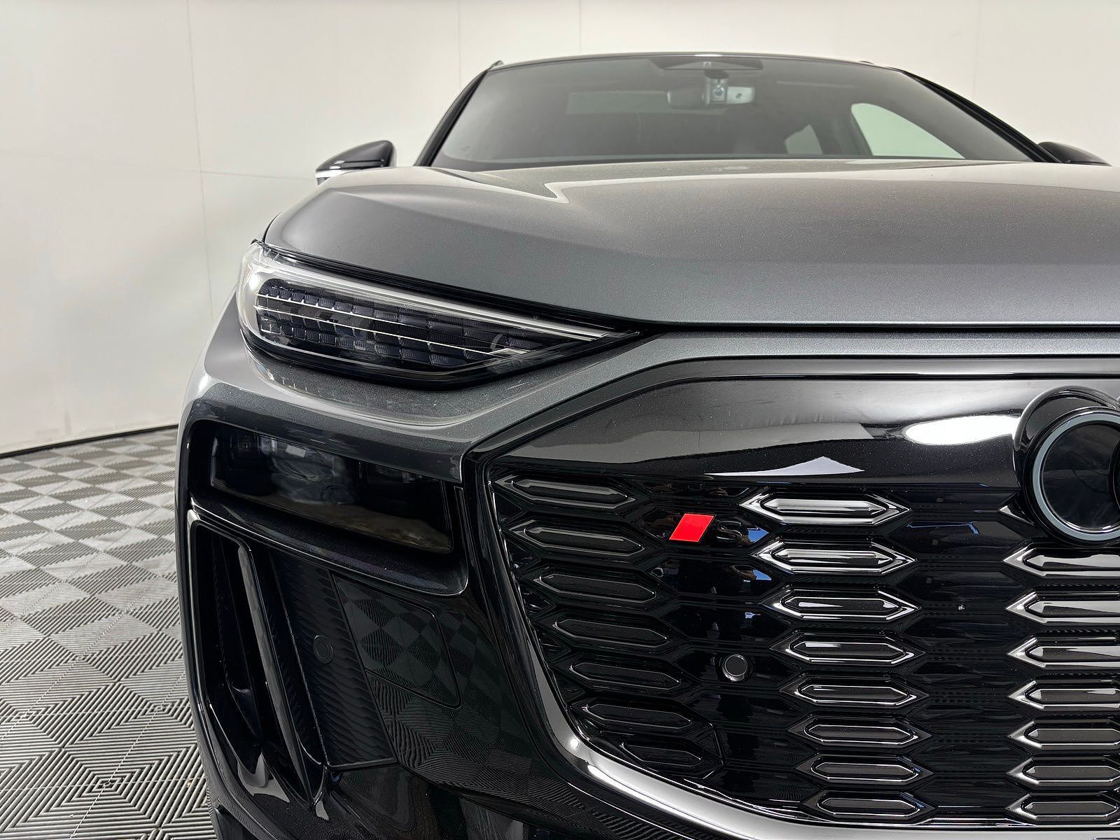 2027 Audi SQ6