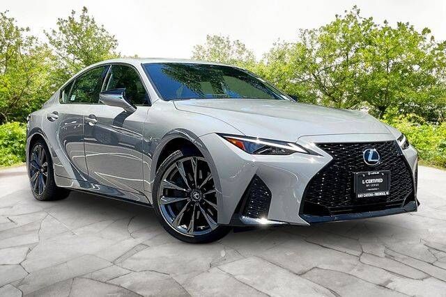 2024 LEXUS IS