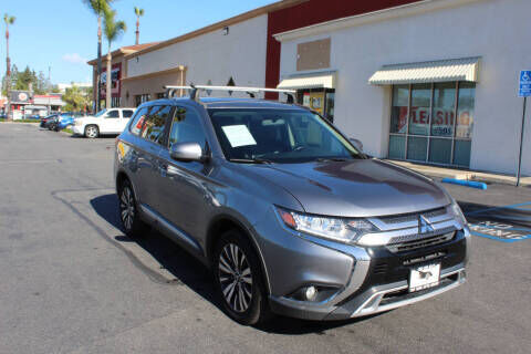 2019 MITSUBISHI Outlander