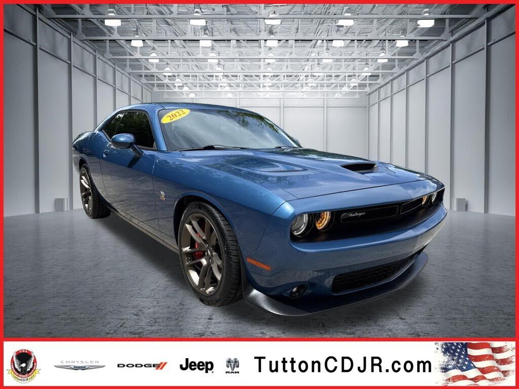 2022 DODGE Challenger