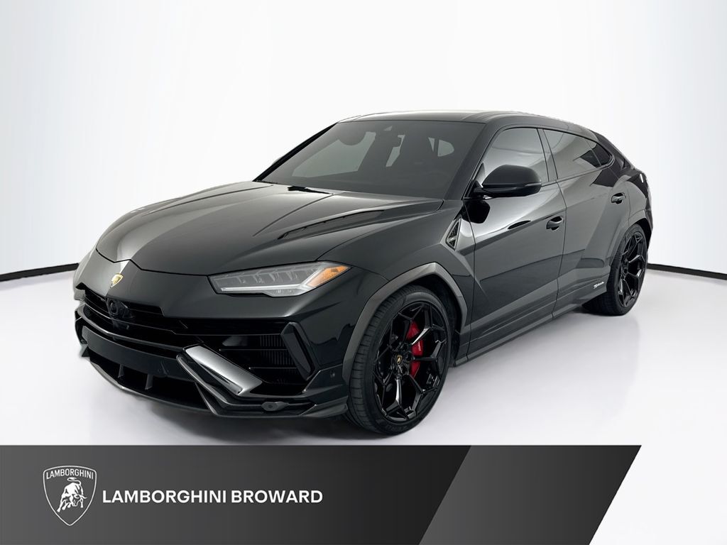 2024 LAMBORGHINI URUS