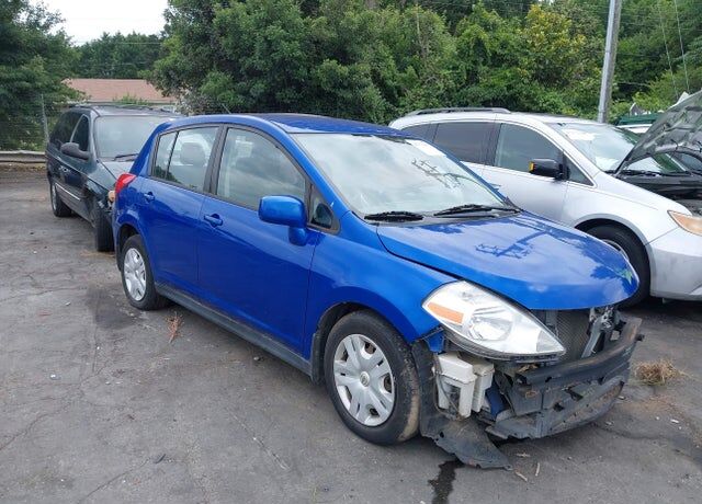 2012 NISSAN Versa