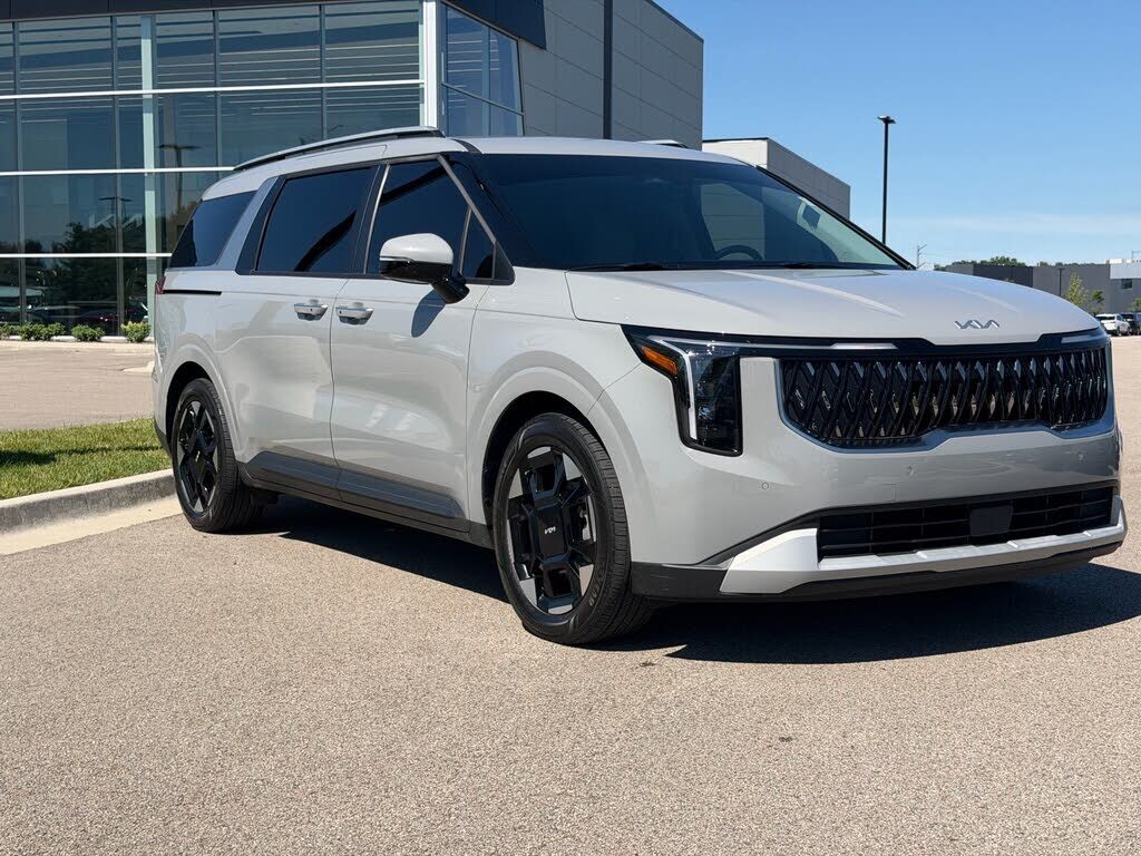 2025 KIA Carnival