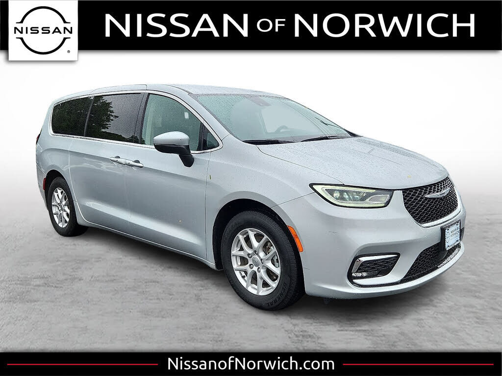 2023 CHRYSLER Pacifica