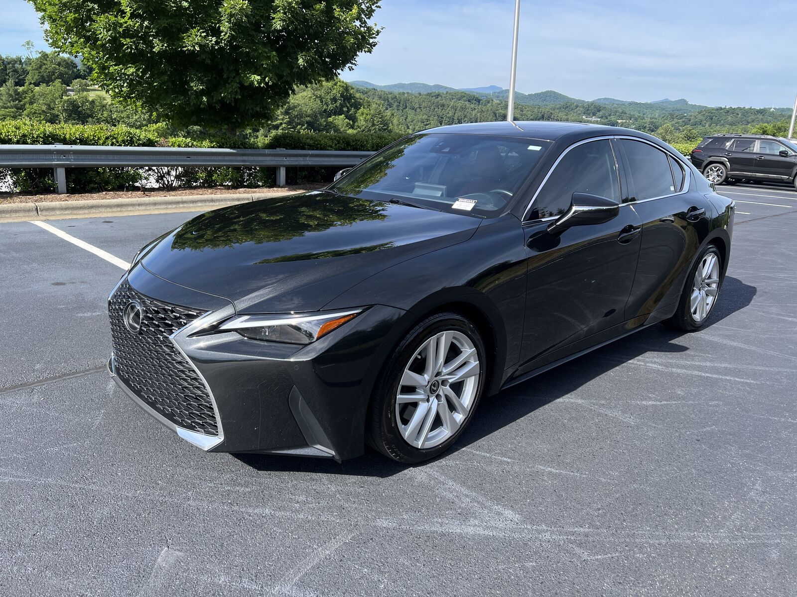 2021 LEXUS IS