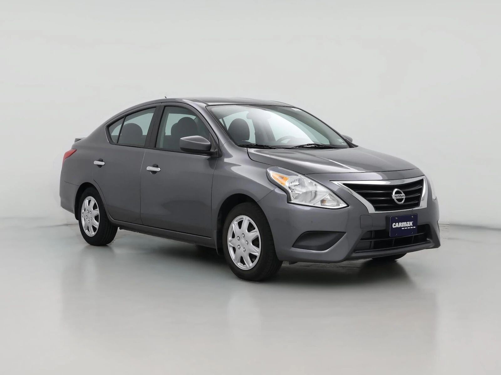 2019 NISSAN Versa