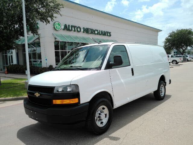 2020 CHEVROLET Express