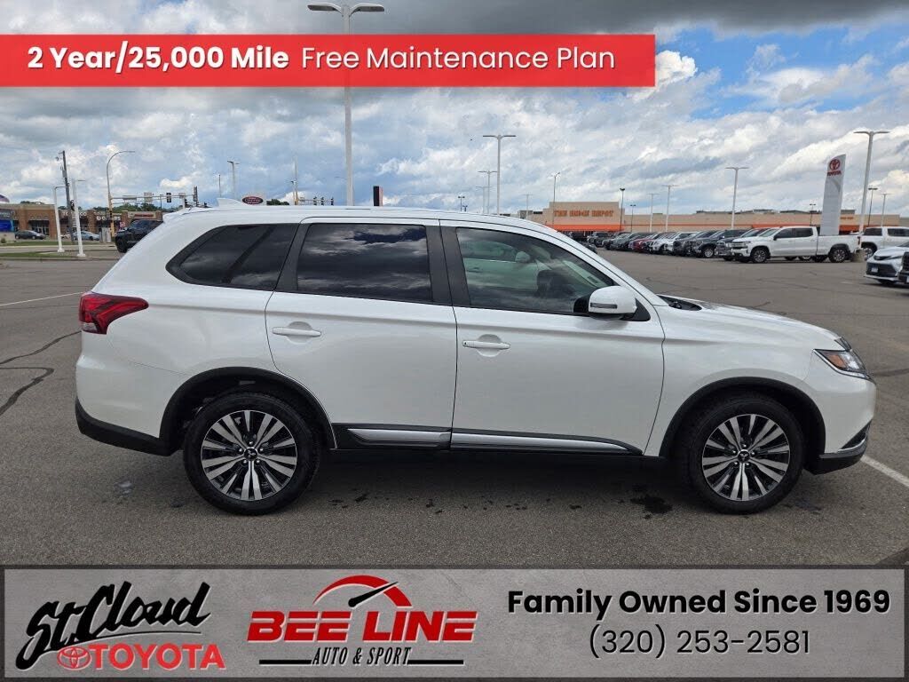 2020 MITSUBISHI Outlander