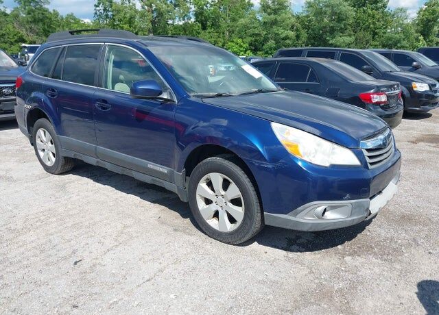 2010 SUBARU Outback