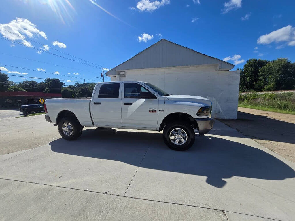 2011 DODGE Ram