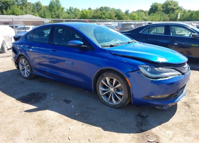 2016 CHRYSLER 200