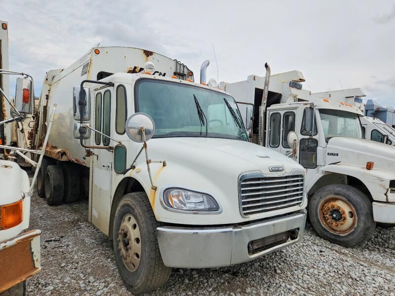 2006 FREIGHTLINER M2