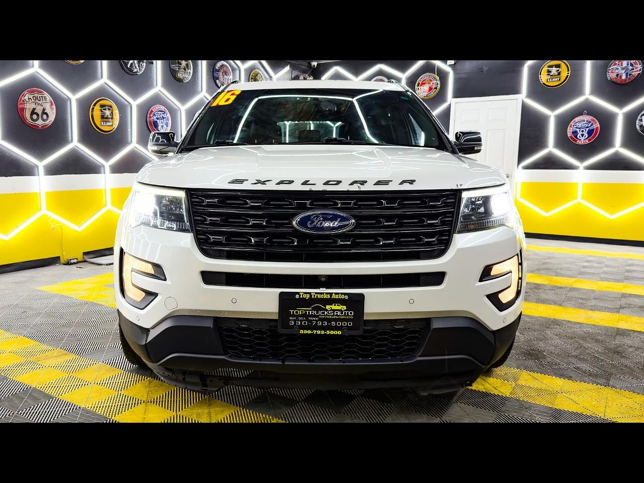 2016 FORD Explorer
