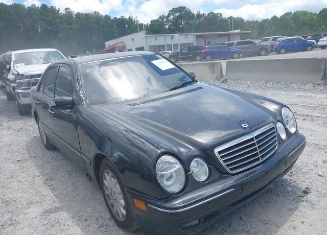 2000 MERCEDES-BENZ E-Class