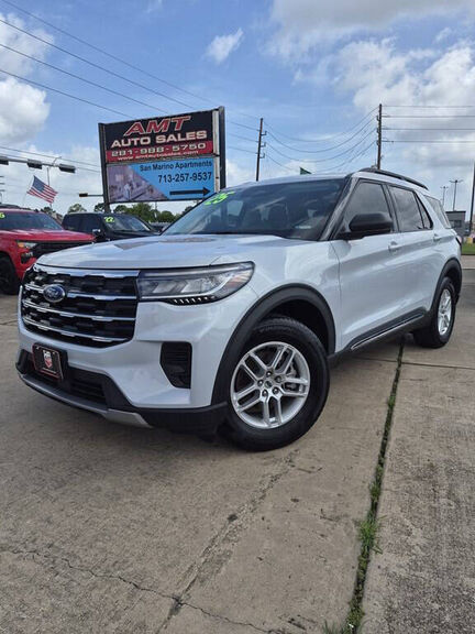 2025 FORD Explorer