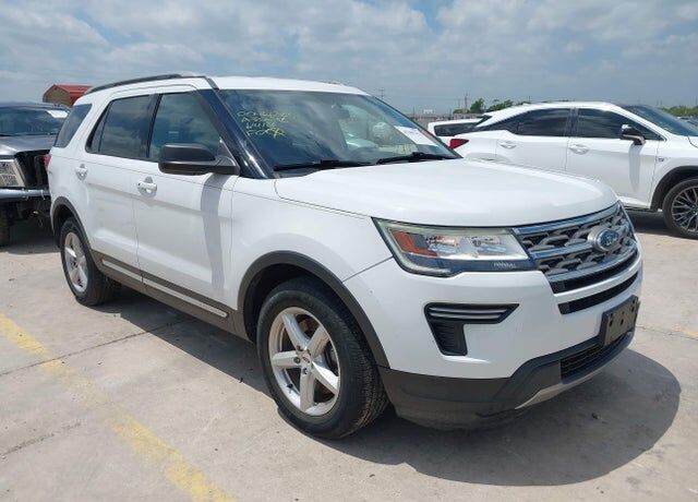 2018 FORD Explorer
