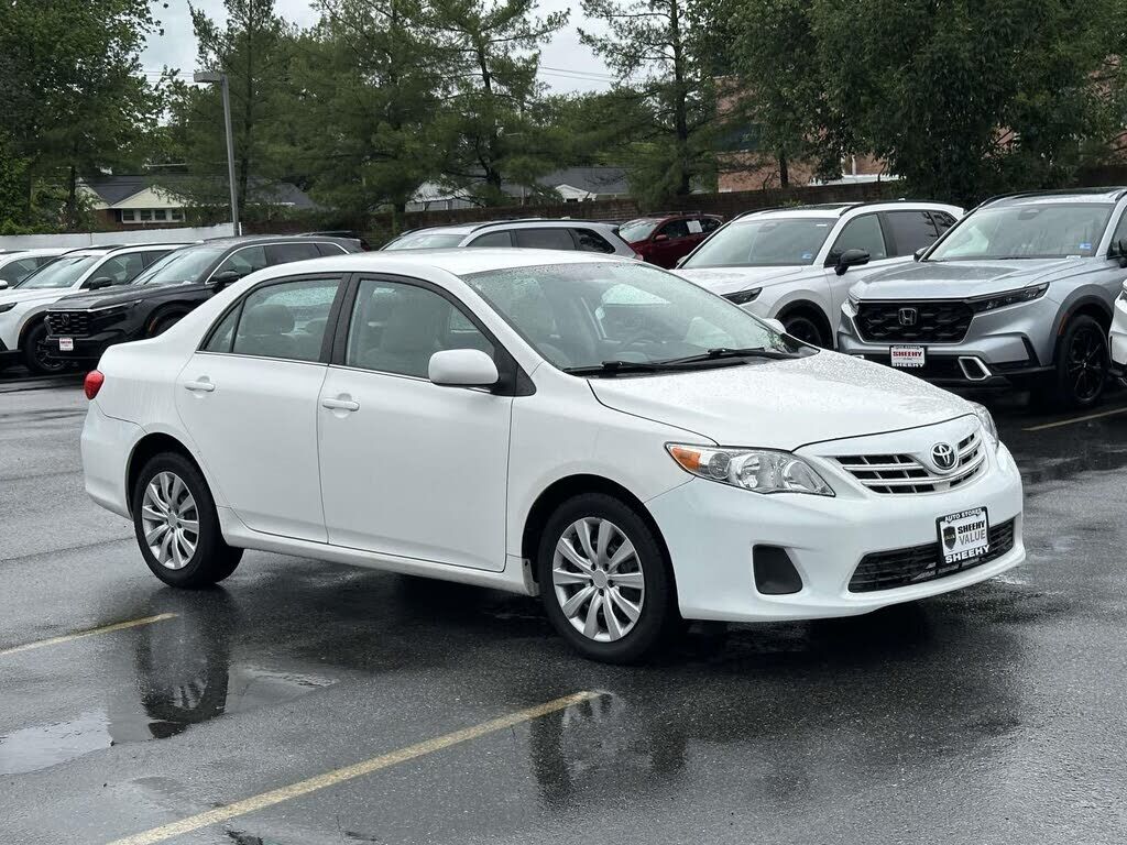 2013 TOYOTA Corolla