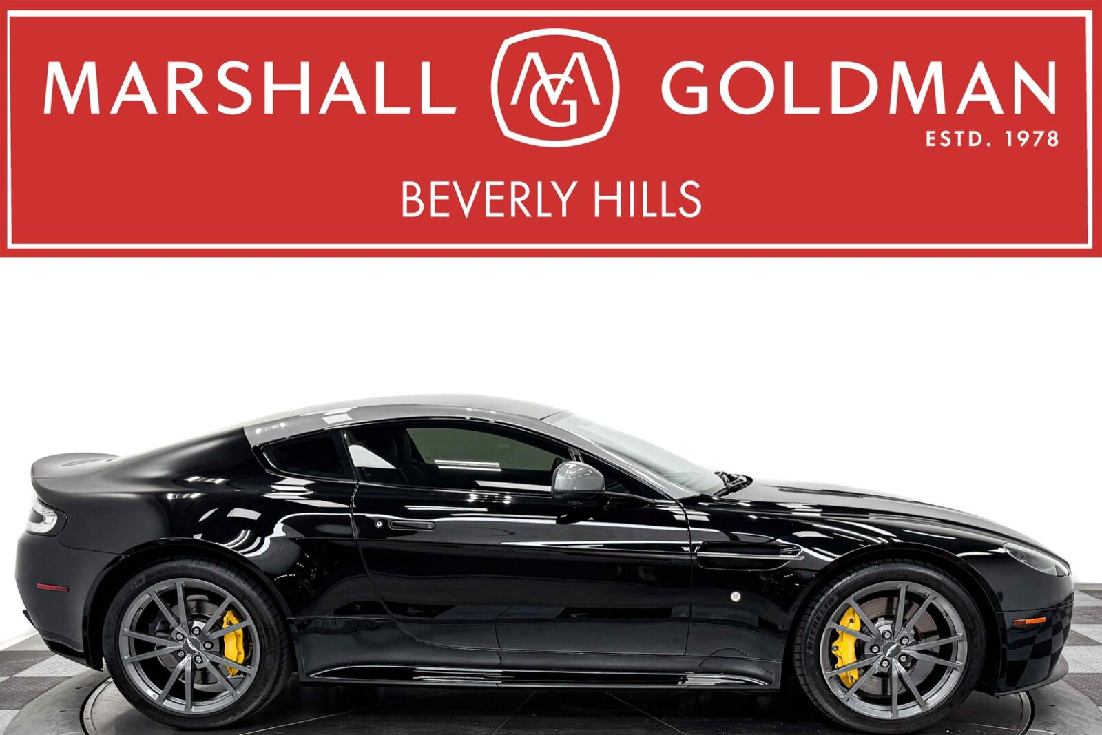2015 ASTON MARTIN V8 Vantage