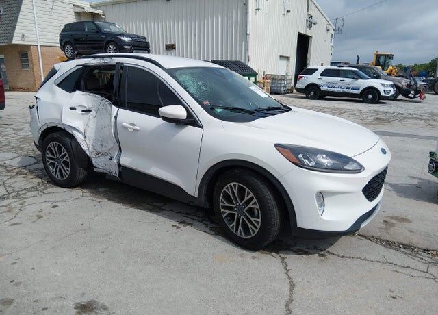 2020 FORD Escape