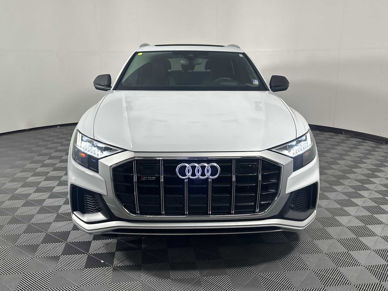 2023 Audi SQ8