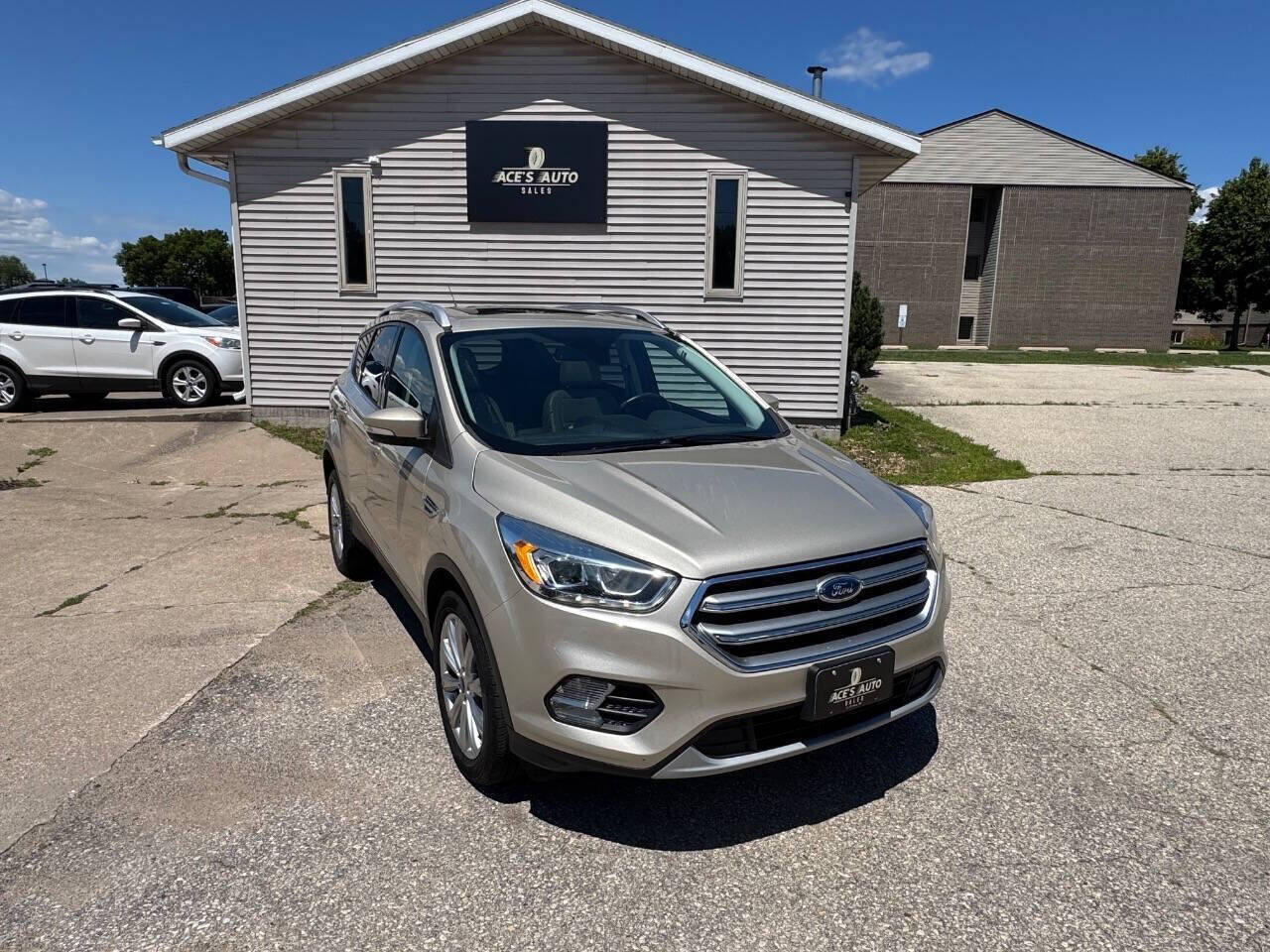2017 FORD Escape