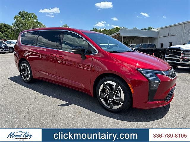 2027 CHRYSLER Pacifica