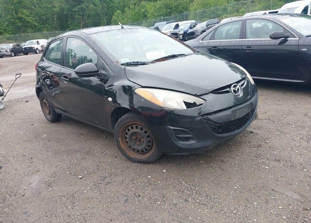 2011 MAZDA Mazda2
