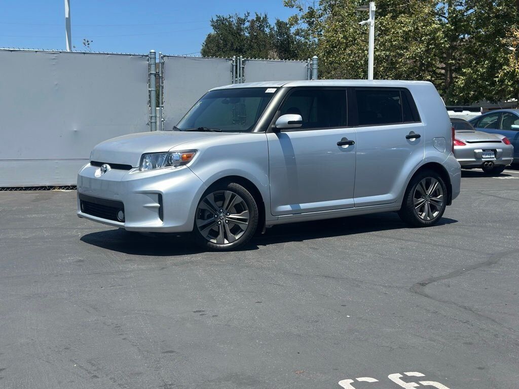 2012 TOYOTA SCION