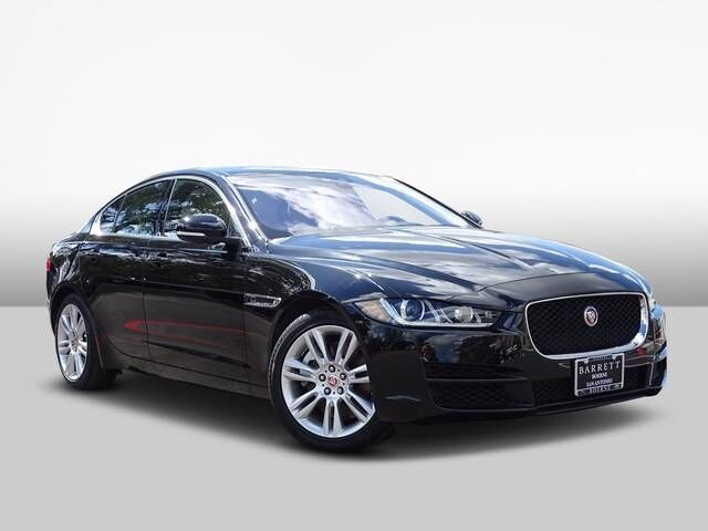 2019 JAGUAR XE