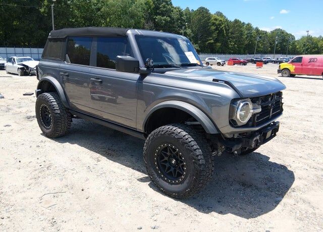 2022 FORD Bronco