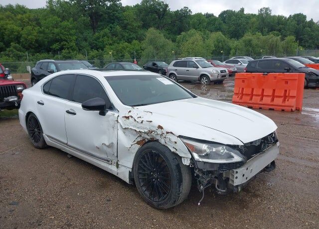 2015 LEXUS LS