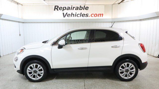 2017 FIAT 500X