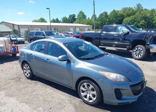 2012 MAZDA Mazda3
