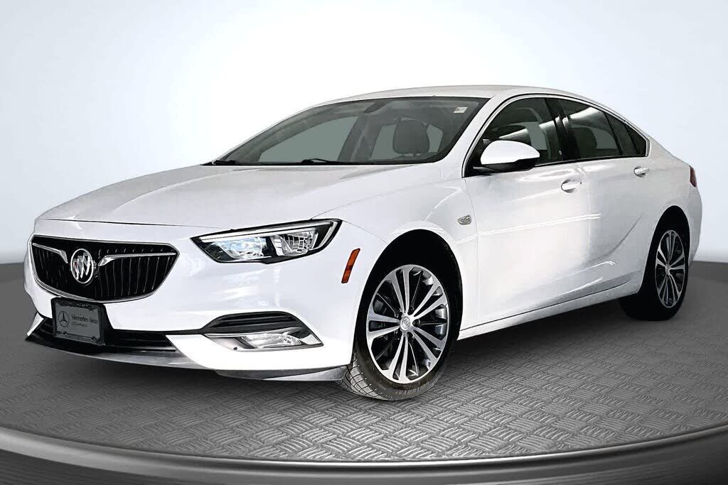 2018 BUICK Regal