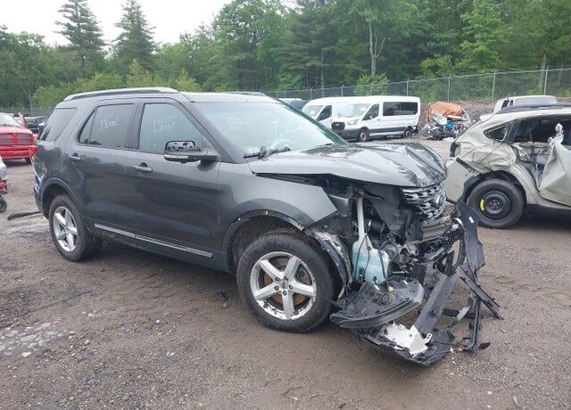 2016 FORD Explorer