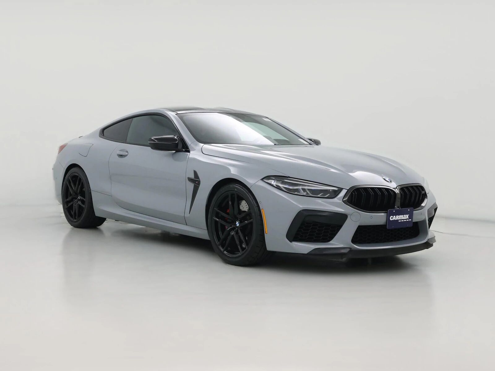 2024 BMW M8