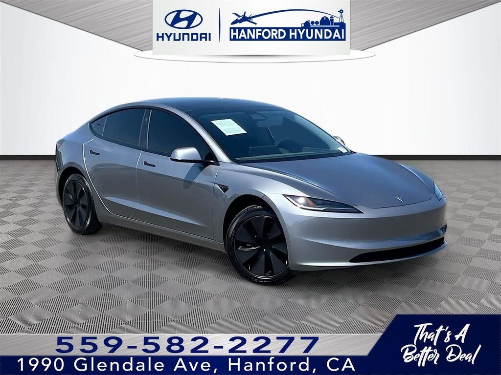 2025 TESLA Model 3