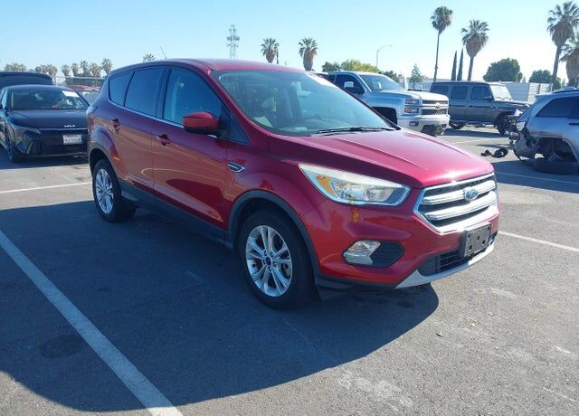 2017 FORD Escape